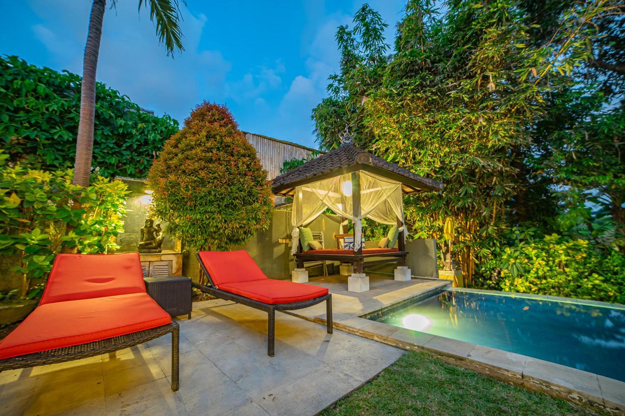 Villa Elysium Fields - Rustic Meets Industrial Chic Design Canggu  Exterior photo